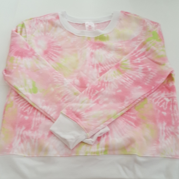 Very Pretty Tie Dye Print NWT Sweatshirt - Picture 1 of 8